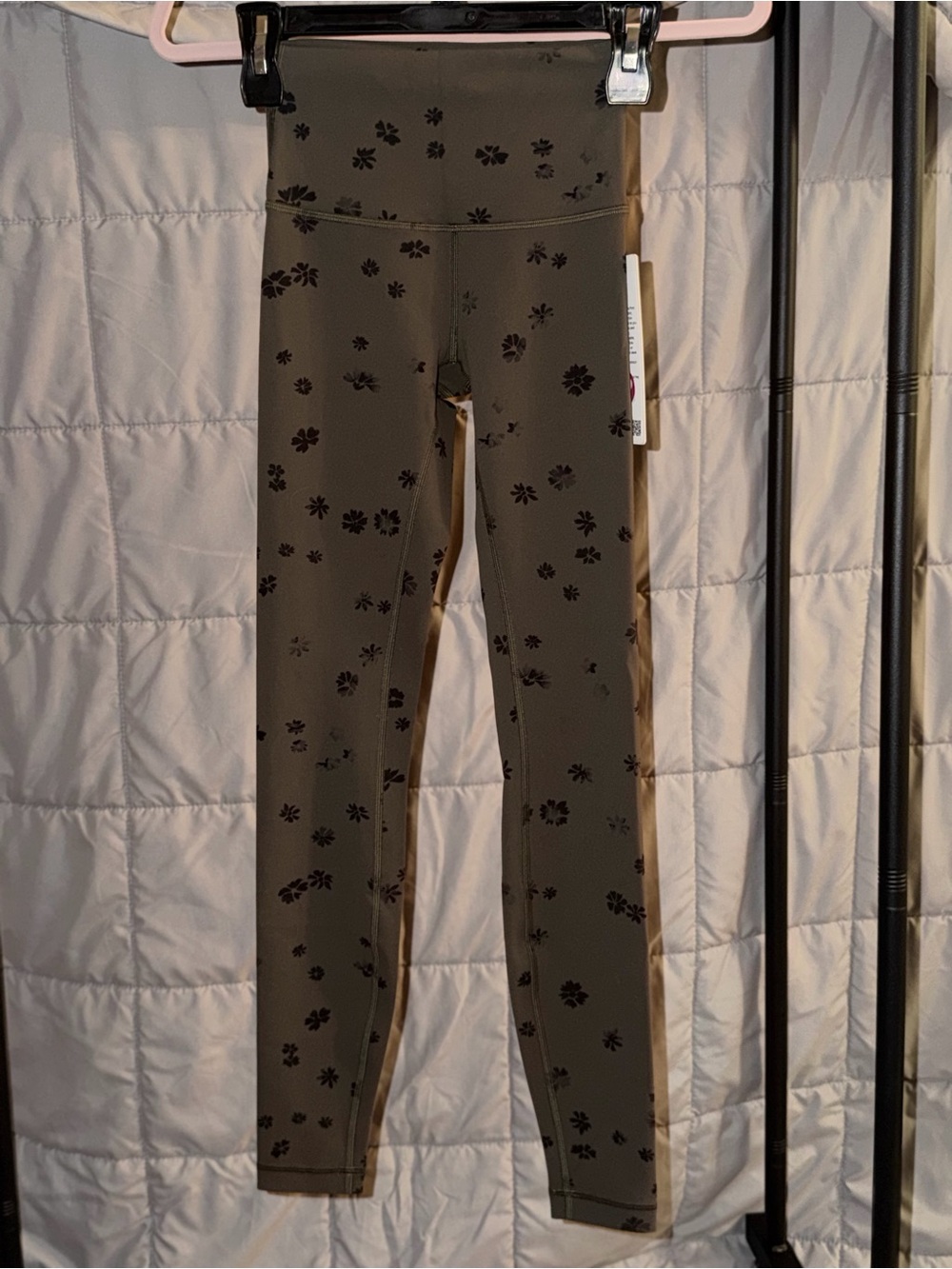 lululemon athletica Olive Green Floral High-Waist Wunder Train Leggings 28”
